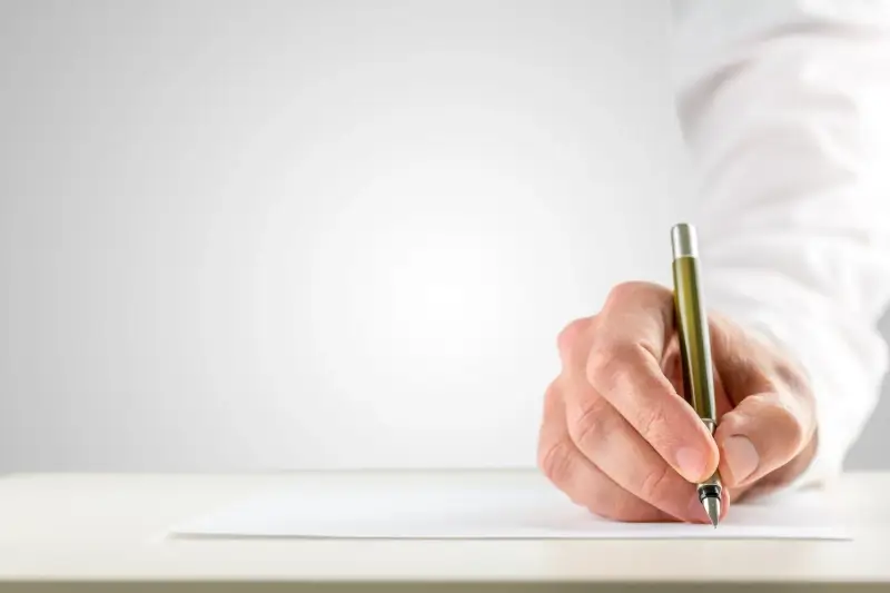 Czym różni się adwokat od radcy prawnego?