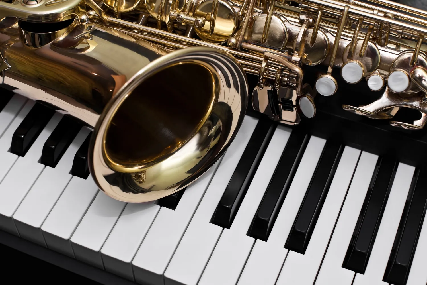 Saksofon jak wygląda?